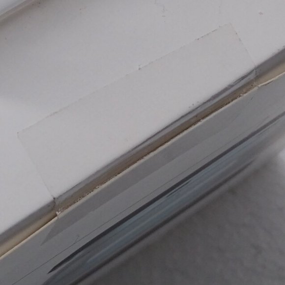 PhoneSoap 3 UV Sanitizer & Dual Universal Cell Phone Sanitizer & Charger (Black) - Picture 10 of 10